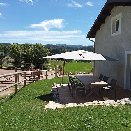 Gite Des 3 Marches Lamoura Exterior foto